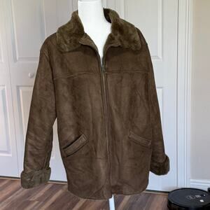 VTG 90s FU DA New York women’s coat size medium. Faux suede faux fur. Full zip k
